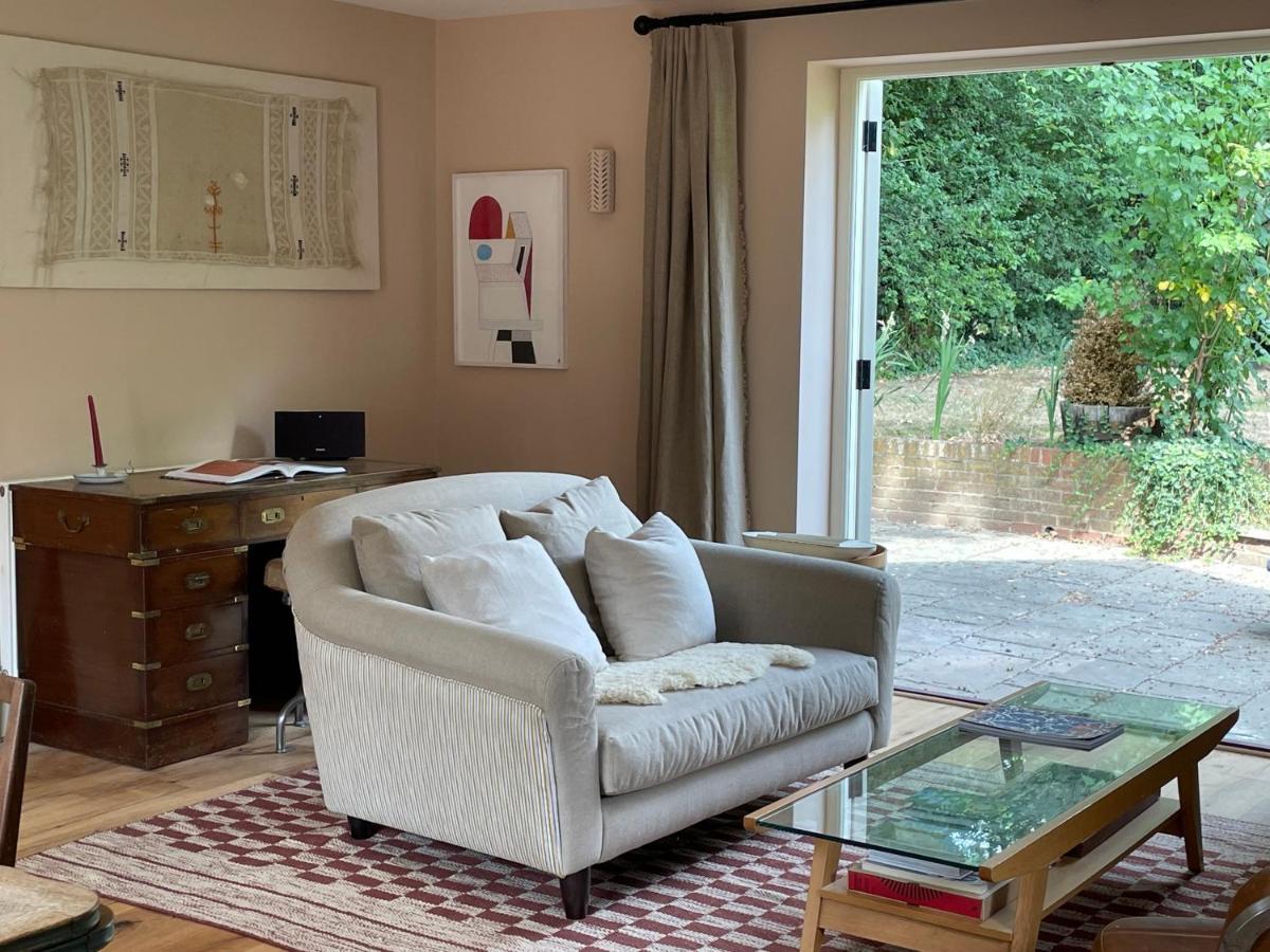 Peaceful Cottage With Private Garden Hailsham Exteriér fotografie
