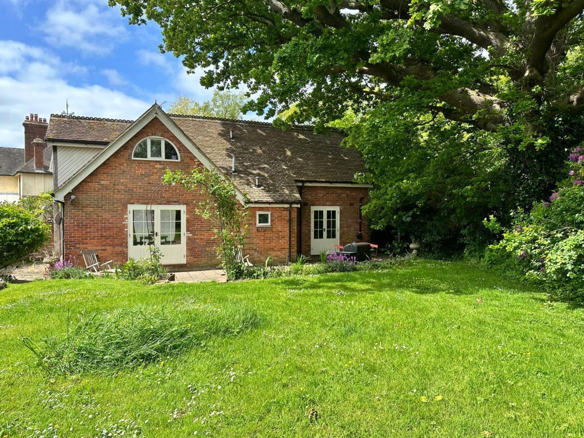 Peaceful Cottage With Private Garden Hailsham Exteriér fotografie