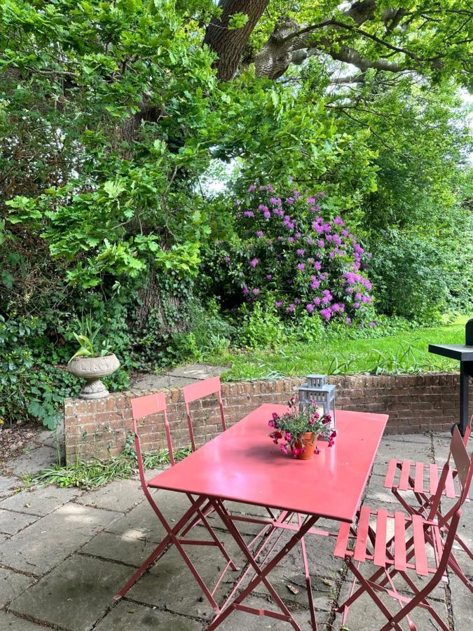 Peaceful Cottage With Private Garden Hailsham Exteriér fotografie